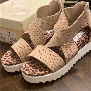Cheetah Sandles